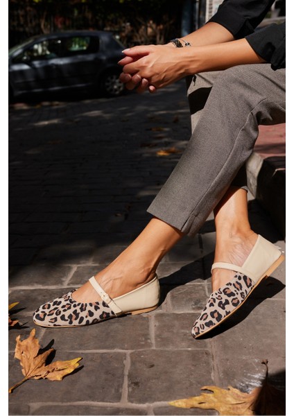 Rivas Kadın Siyah Leopar Detayli Deri Babet fırsatları