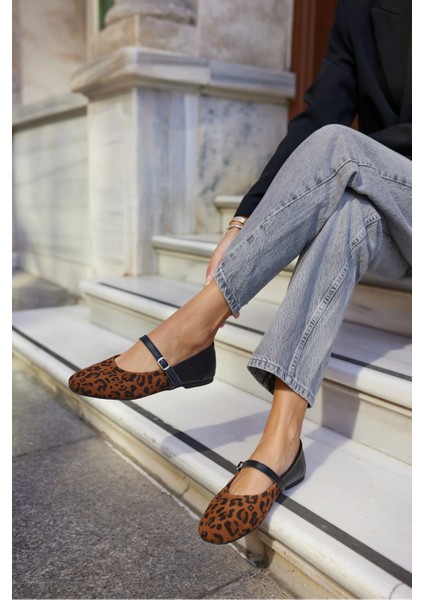 Rivas Kadın Siyah Leopar Detayli Deri Babet modelleri