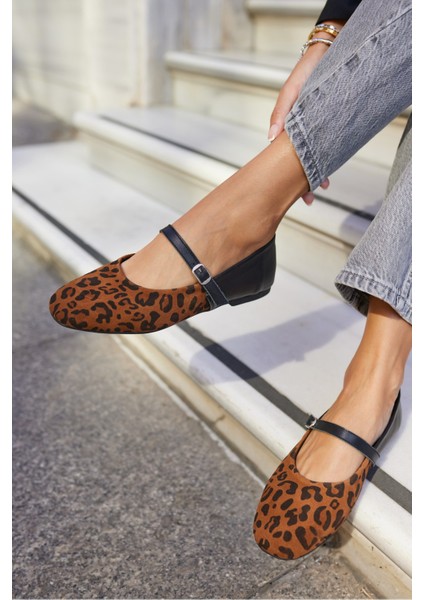 Rivas Kadın Siyah Leopar Detayli Deri Babet fırsatları