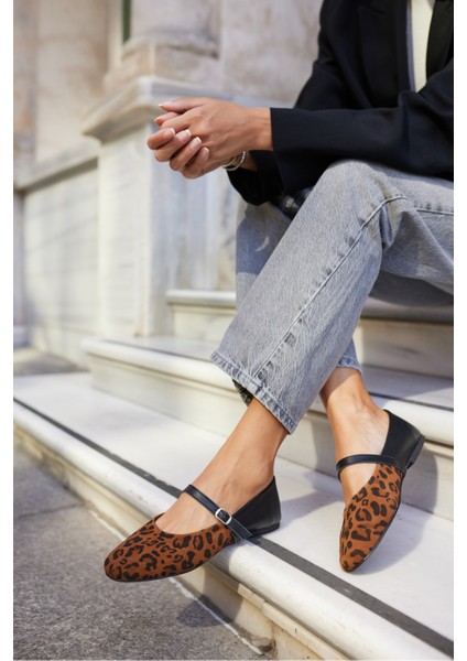 Rivas Kadın Siyah Leopar Detayli Deri Babet indirimleri