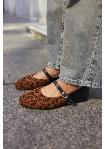 Rivas Kadın Siyah Leopar Detayli Deri Babet