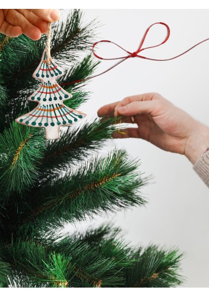 Pınchıc | El Yapımı Seramik Yılbaşı Süsü - Çam Ağacı & Kar Tanesi Dekoratif Obje