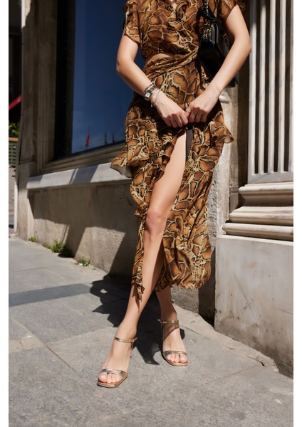 Rojo Kadın Sıyah Cılt Tek Bant Topuklu Sandalet modelleri