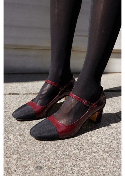 Tolısso Kadın Siyah Rugan Siyah Parçali Topuklu Ayakkabi