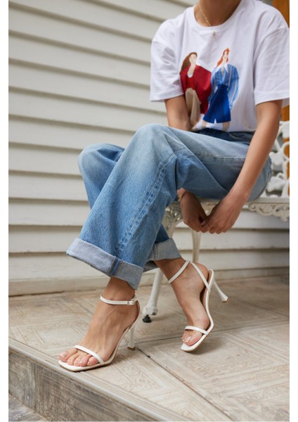 Lemina Kadın Siyah Tek Bant Topuklu Sandalet fiyatları