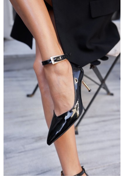 Rayna Kadin Bej Rugan Topuklu Ayakkabi