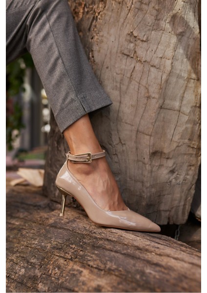 Rayna Kadin Bej Rugan Topuklu Ayakkabi