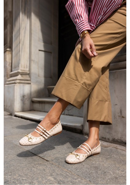 Gocic Kadin Bej Troklu Babet modelleri