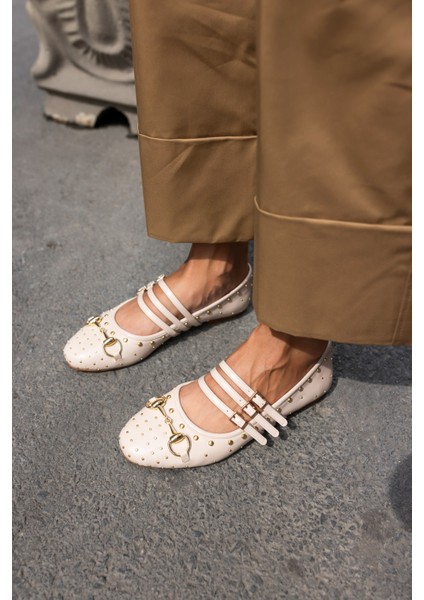 Gocic Kadin Bej Troklu Babet fırsatları