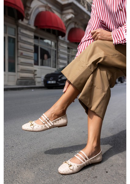 Gocic Kadin Bej Troklu Babet