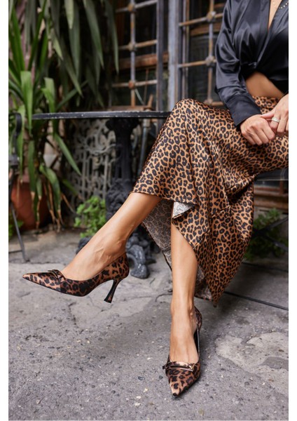 Elena Kadın Siyah Rugan Toka Detay Topuklu Ayakkabi modelleri