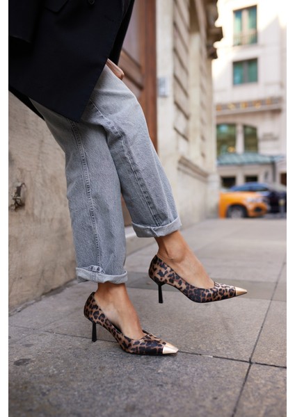 Bolin Kadin Leopar Burun Demır Detay Topuklu Ayakkabi indirimleri