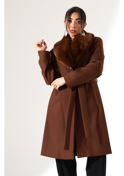 Kadın Şal Yaka Kürk Kısa Kaşe Büyük Beden Kaban indirimleri