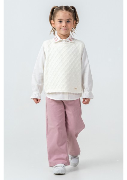 Yakası Kalp Nakışlı Kız Çocuk 3\'lü Takım - 26K 4465