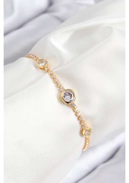 Pirinç Zirkon Taşlı Daire Model Gold Renk Asansörlü Kadın Bileklik