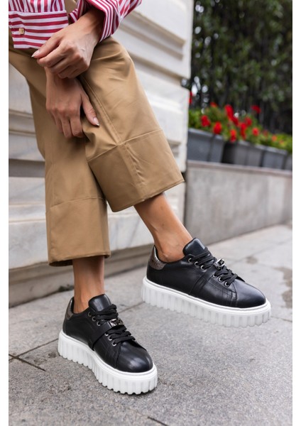 Nigel Kadin Siyah Toka Detay Eva Tabanli Sneaker indirimleri