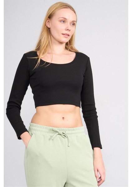 K26 627-06 Sıyah Kadın Kare Yaka Crop Sweat fiyatları