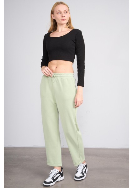 K26 627-06 Sıyah Kadın Kare Yaka Crop Sweat modelleri