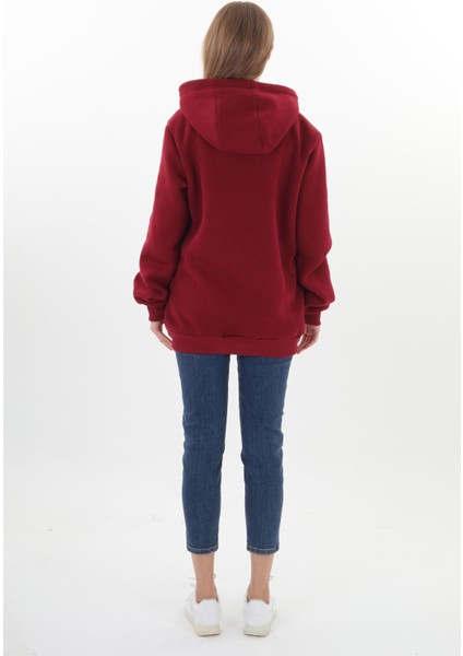 Daylıght Unisex Nakışlı Bordo Renk Kapüşonlu Sweatshirt Kanguru Kapüşonlu sweatshirt kesimleri Unisex olarak belirlenmiştir. Hem Erkek hem de Kadın için dizayn edilmiştir. fırsatları