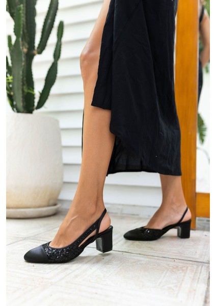 Guehi Kadin Gumus Saten Payet Pul Detayli Topuklu Sandalet