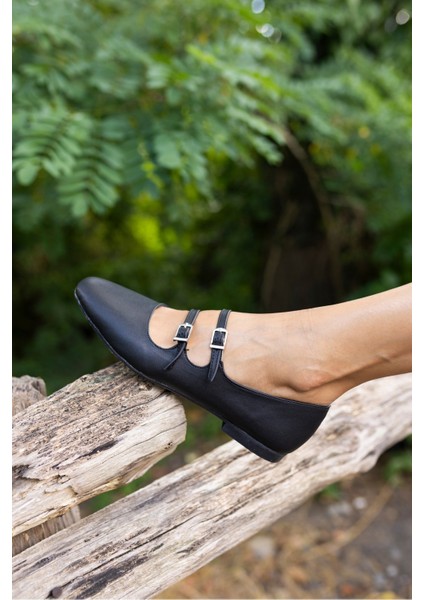 Rabiot Kadin Beyaz Toka Detayli Babet indirimleri