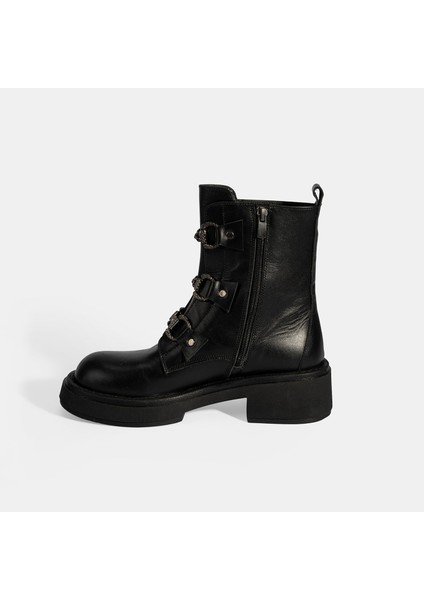 Kadın Siyah Metal Toka Detaylı Deri Postal Bot modelleri