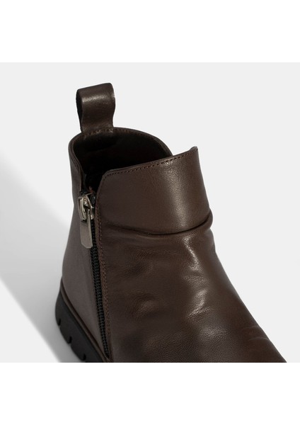 Kadın Kahve Fermuarlı Deri Bot
