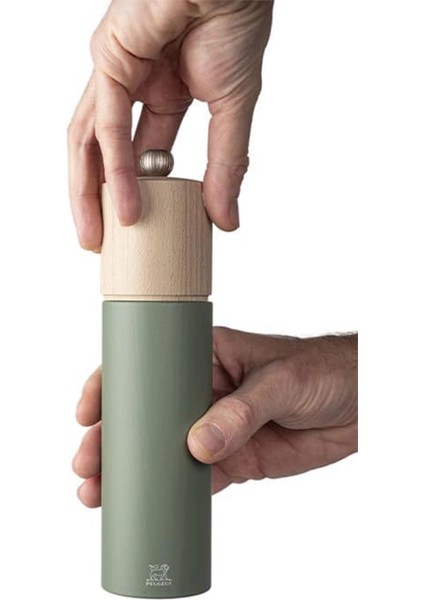 Boreal Fern Green Karabiber Değirmeni 21 cm fırsatları