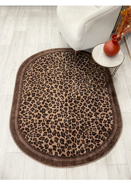 Leopar Desenli Oval Lateks Deri Halı fiyatları