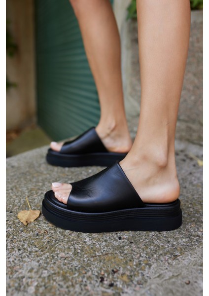 Maxim Kadın Bej Desenli Gercek Deri Terlik