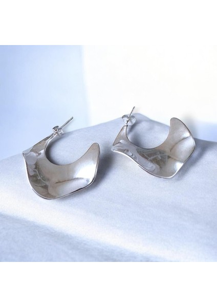 Akışkan Geometrik Tasarım Halka Kadın Çelik Küpe Gümüş Renk fiyatları