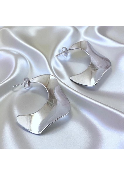 Akışkan Geometrik Tasarım Halka Kadın Çelik Küpe Gümüş Renk modelleri