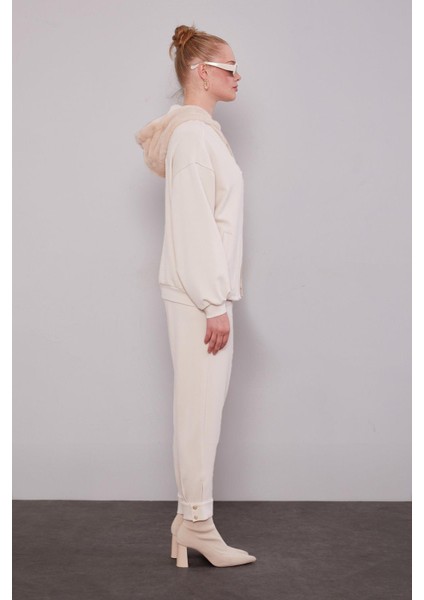 Krem Peluş Şapkalı Ikili Takım modelleri