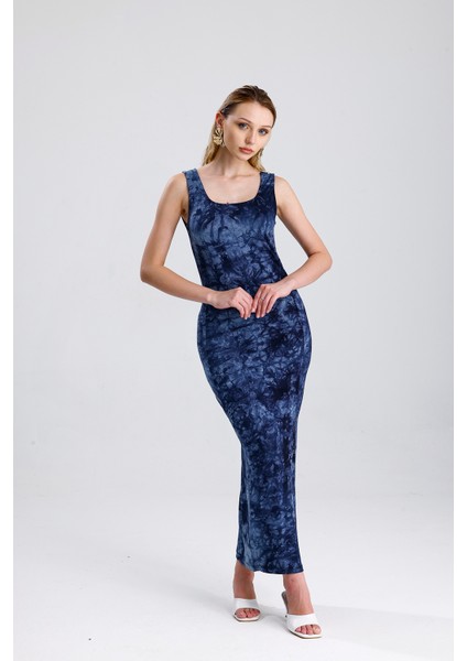 Kolsuz Kare Yaka Yırmaçlı Örme Viskon Elbise | ELB36253 Laci Batik