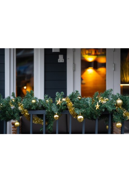 Garland Çam Dalı 270 cm 200 Dal -Süsleri Dahil Değildir