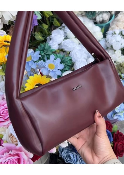 Vera Çanta Nas Bag Puf Baget Zincirli Omuz Çantası