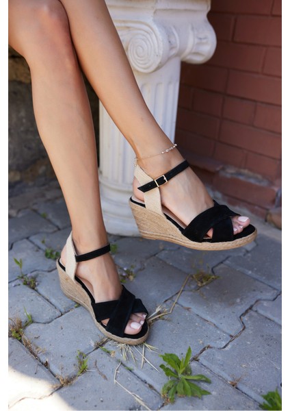 Nuno Kadın Siyah Çapraz Gercek Suet Espadrıl Sandalet fırsatları