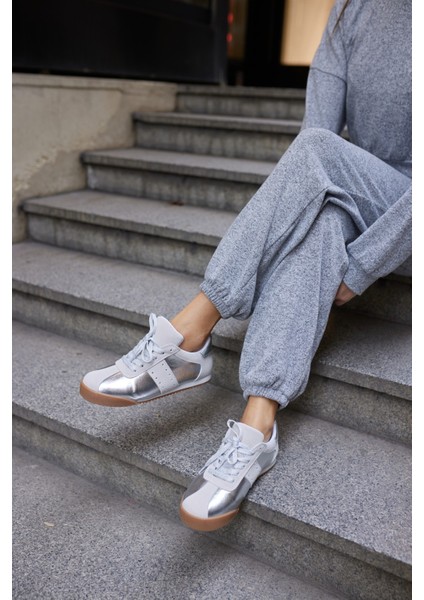 April Kadın Altın Bagcıklı Sneaker