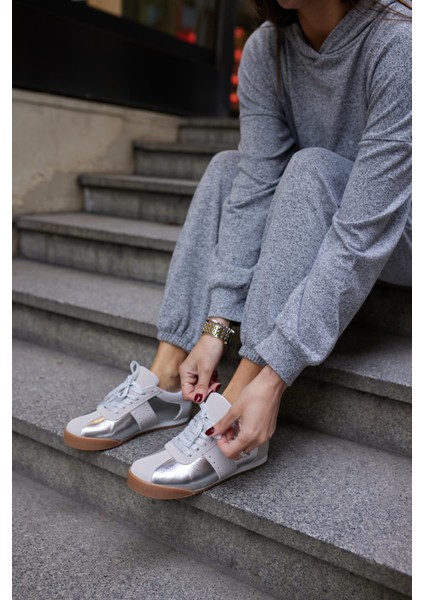 April Kadın Altın Bagcıklı Sneaker