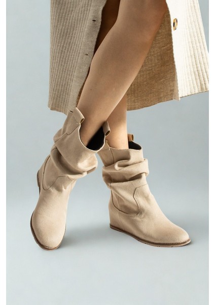 Kadın Krem Süet Bot modelleri