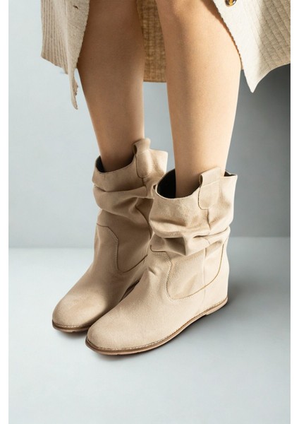 Kadın Krem Süet Bot fırsatları