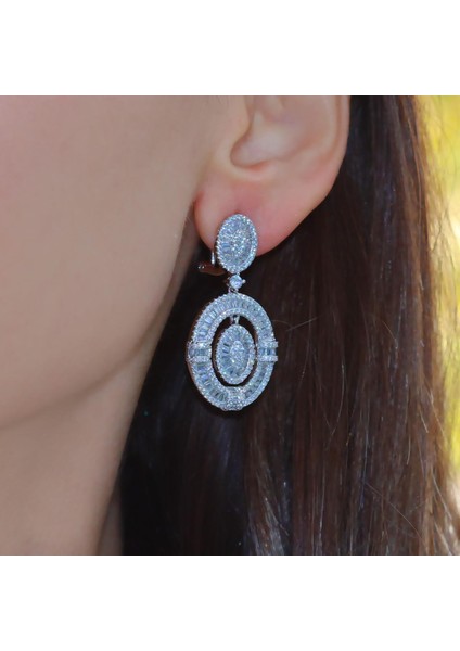 Baget Oval Işıltı Gümüş Küpe modelleri