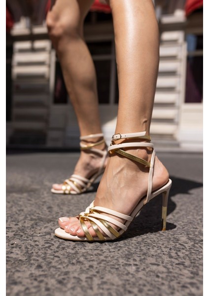 Jımmy Kadın Bej Altın Parçali Topuklu Sandalet modelleri