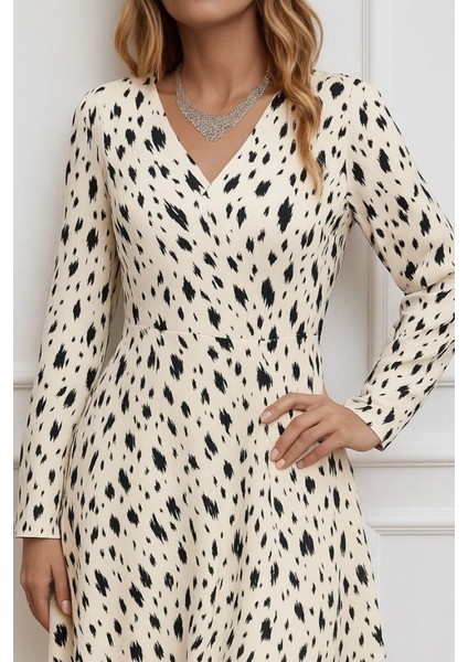Mdb Kadın Uzun Kollu V Yakalı Desenli Kısa Keten Elbise fiyatları