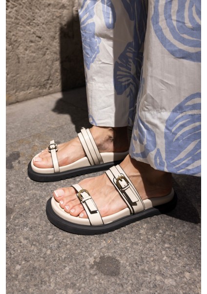 Eliott Kadın Bej Tokali Fusped Tabanli Terlık