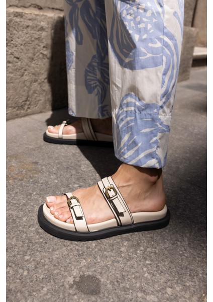 Eliott Kadın Bej Tokali Fusped Tabanli Terlık