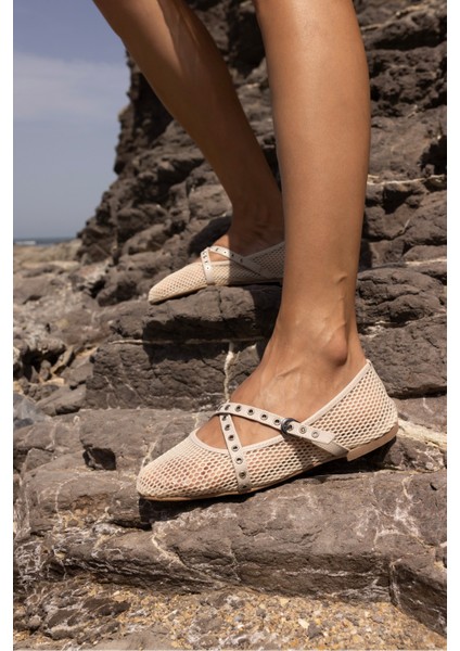 Amar Kadin Bej File Detay Transparan Babet