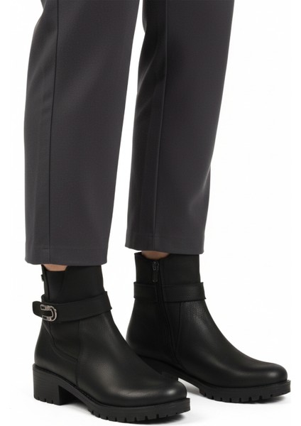 Siyah Nubuk Fermuarlı Hakiki Deri Topuklu Kadın Bot 3376K Z modelleri