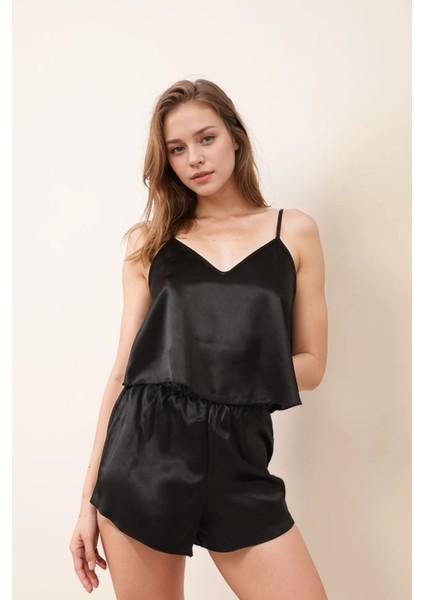 Kadın Giyim Ip Askılı & Şort Ikili Saten Takım LL.S01.EC.001