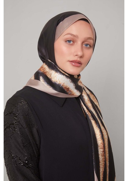 Sütlü Kahve Leopar Desen Twill Şal modelleri